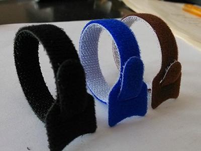 Fita braçadeira de velcro